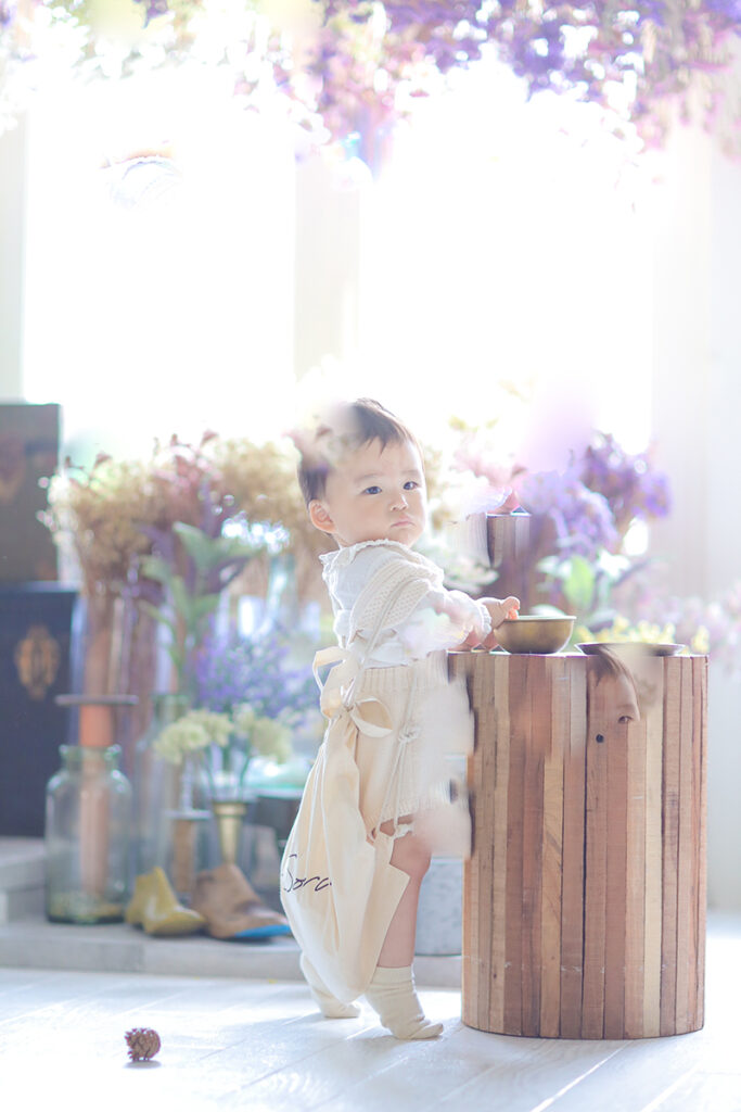 １歳の誕生日ファーストバースデーはおしゃれな衣装で写真を残そう 名古屋の写真スタジオ ノーブレム